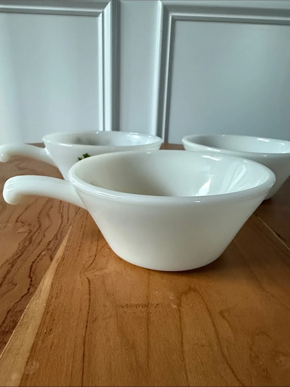 Anchor Hocking Fire King Set of 3 Milk Glass Soup Bowls Meadow Green & Plain